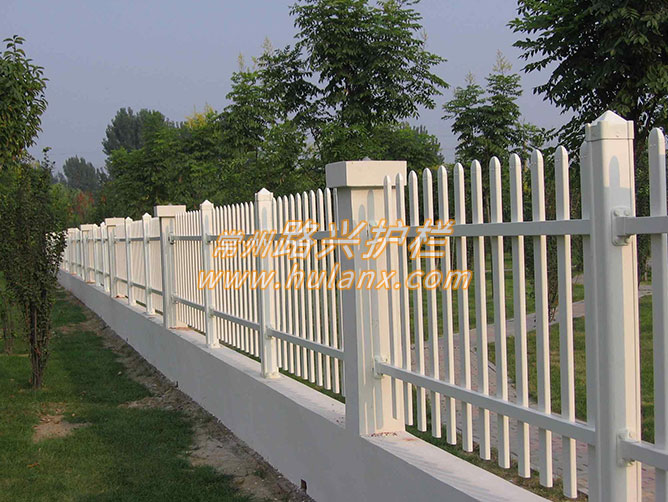 PVC围墙护栏